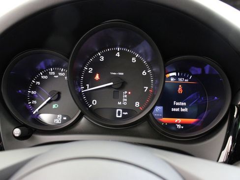 New 2026 Porsche Macan image 19