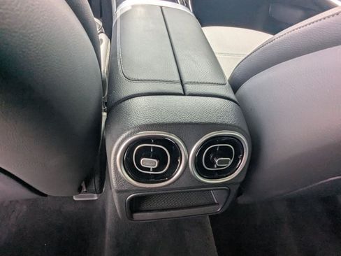 Used 2026 Mercedes-Benz C 300 Sedan image 16