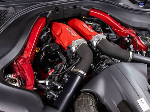 Certified 2019 Ferrari Portofino image 58