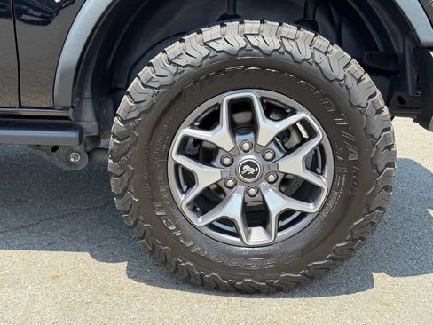 Used 2023 Ford Bronco Badlands AWD/4WD image 12