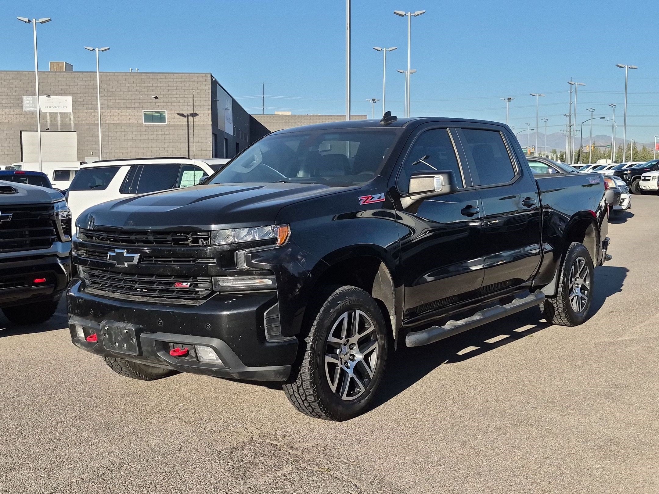 Used 2019 Chevrolet Silverado 1500 LT Trail Boss AWD/4WD image 8