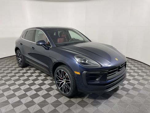 Used 2022 Porsche Macan S image 9
