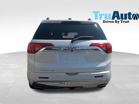 Used 2019 GMC Acadia Denali w/ Technology Package AWD/4WD image 5