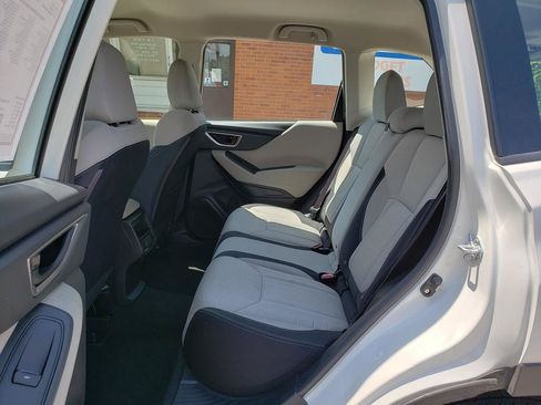 Used 2024 Subaru Forester w/ Popular Package #2A AWD/4WD image 10