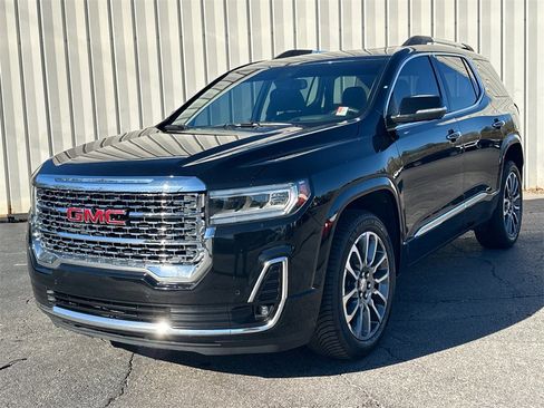 Used 2021 GMC Acadia Denali w/ LPO, Floor Liner Package image 2