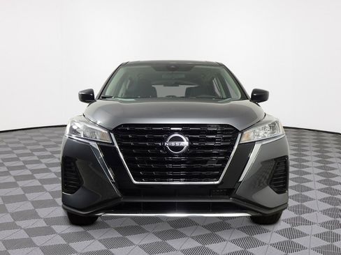 New 2025 Nissan Kicks Play S image 9