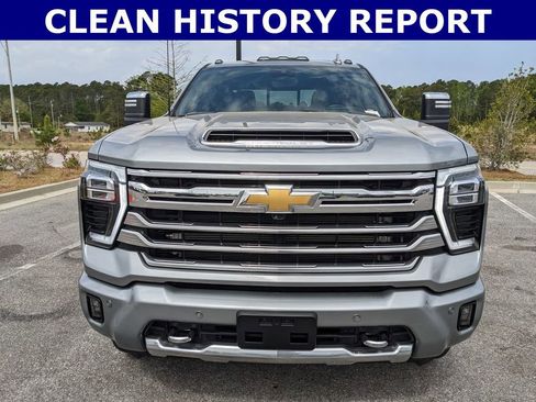 Used 2025 Chevrolet Silverado 2500 High Country w/ High Country Premium Package image 13