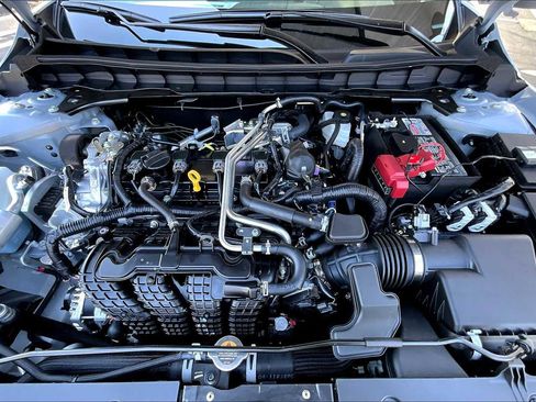 New 2025 Nissan Altima 2.5 SR image 16