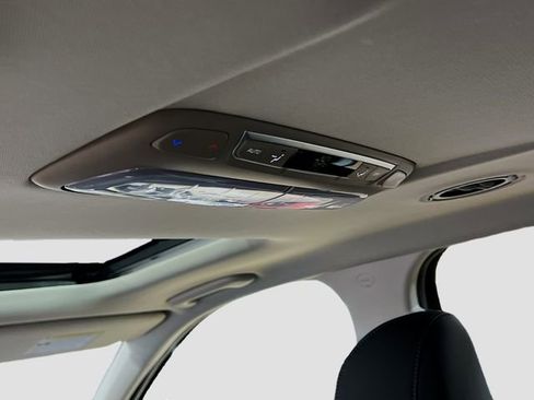 New 2025 Kia Telluride S image 28