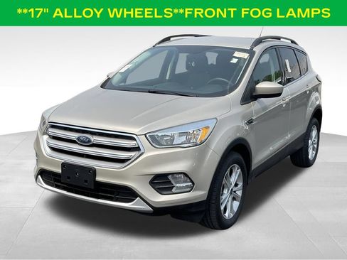Used 2018 Ford Escape SE AWD/4WD image 4
