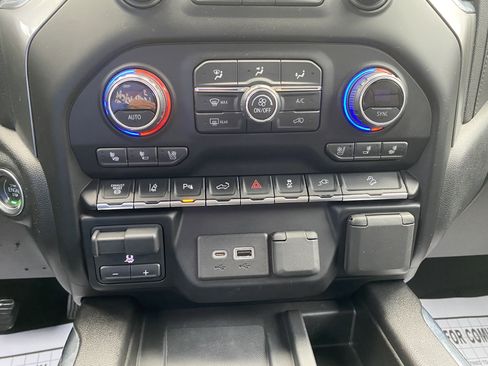 Used 2021 Chevrolet Silverado 2500 LTZ w/ Z71 Chrome Sport Edition image 28