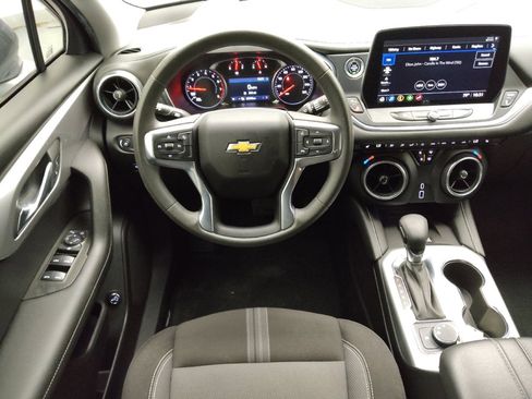 Used 2024 Chevrolet Blazer LT w/ Convenience Package FWD image 22