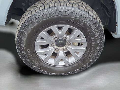 Used 2019 Toyota Tacoma SR5 image 41