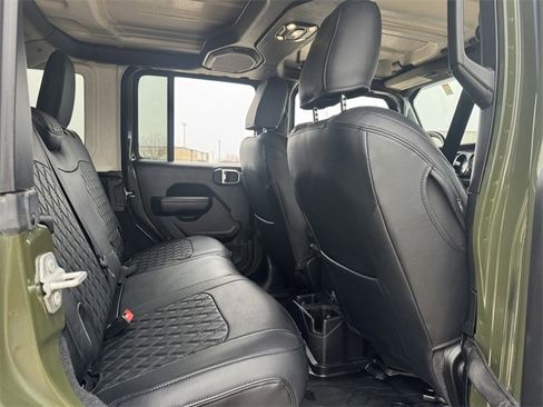 Used 2022 Jeep Wrangler Unlimited Sport image 12
