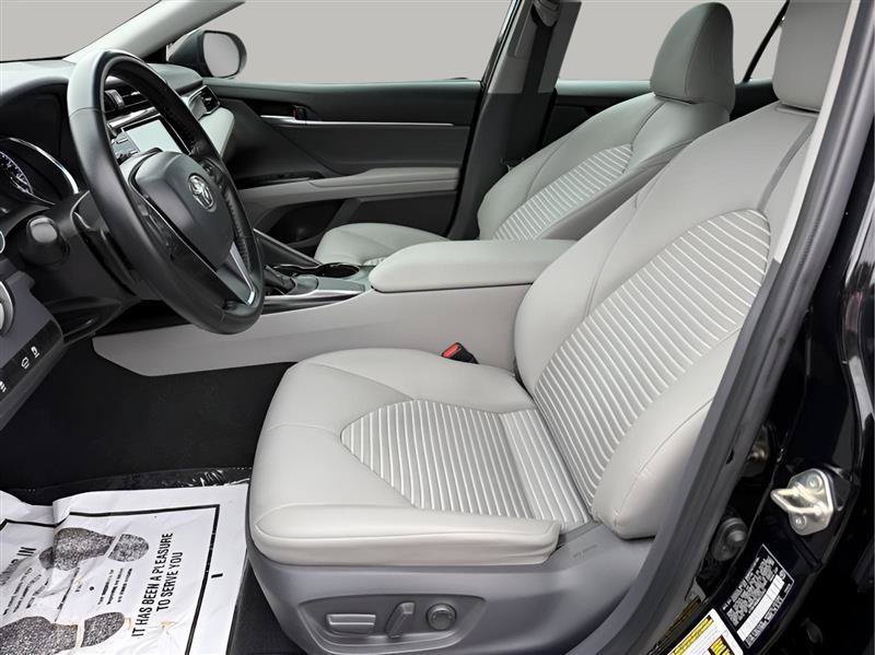 Used 2019 Toyota Camry SE w/ Convenience Package FWD image 20
