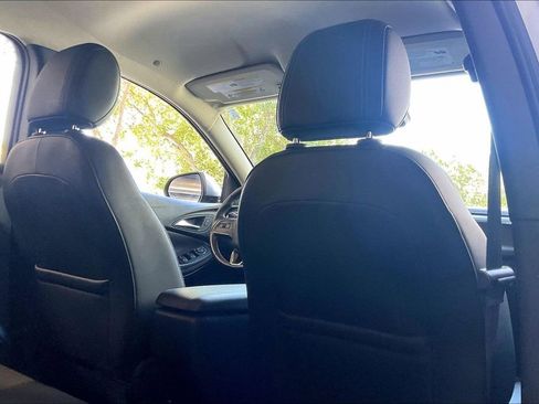 Used 2025 Buick Encore GX Preferred FWD image 22