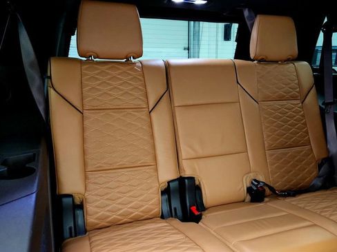 Used 2021 Cadillac Escalade Sport w/ Driver Assist Tech Package image 26