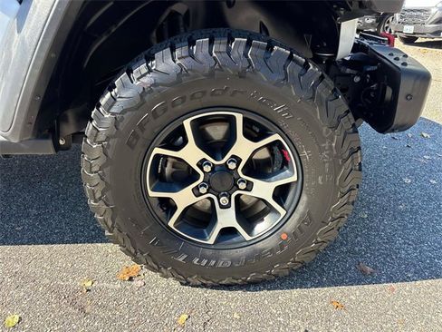 Used 2019 Jeep Wrangler Unlimited Rubicon w/ Steel Bumper Group image 33