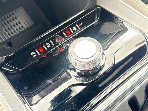 New 2026 Jeep Grand Wagoneer 2WD image 17