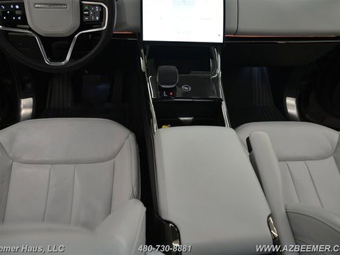 Used 2024 Land Rover Range Rover Sport SE image 18