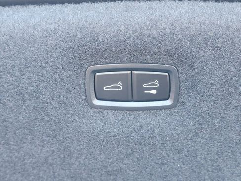 New 2025 Porsche Taycan 4S image 27