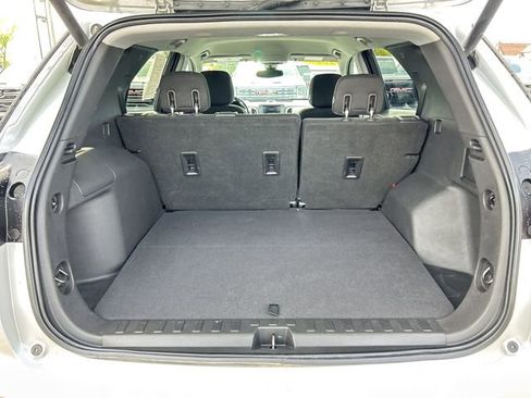 Used 2020 Chevrolet Equinox LT FWD image 11