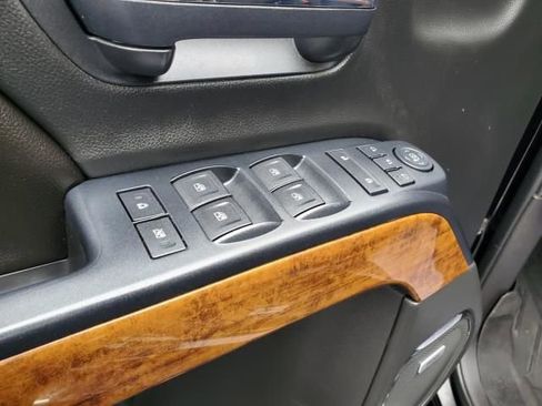 Used 2017 Chevrolet Silverado 1500 High Country image 13