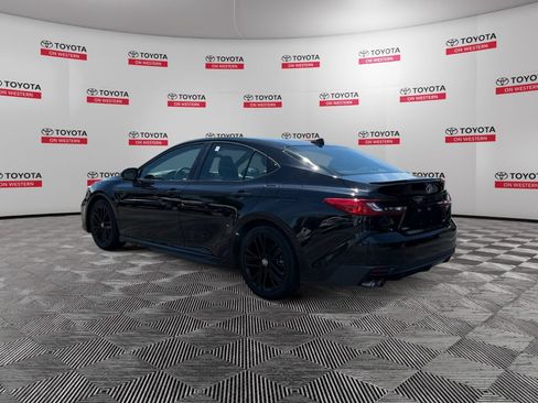 Certified 2025 Toyota Camry SE FWD image 7