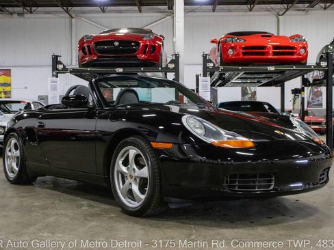 Used 2001 Porsche Boxster image 11