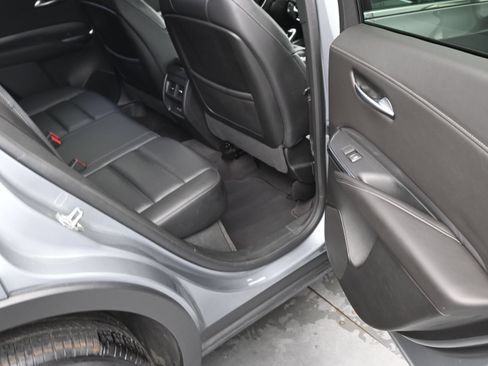 Used 2024 Cadillac XT4 Premium Luxury FWD image 12