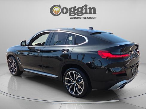 Used 2022 BMW X4 xDrive30i w/ Parking Assistance Package image 4
