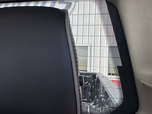 Used 2019 RAM 1500 Laramie AWD/4WD image 39