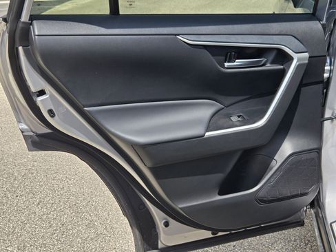 Used 2025 Toyota RAV4 XLE w/ Convenience Package image 15