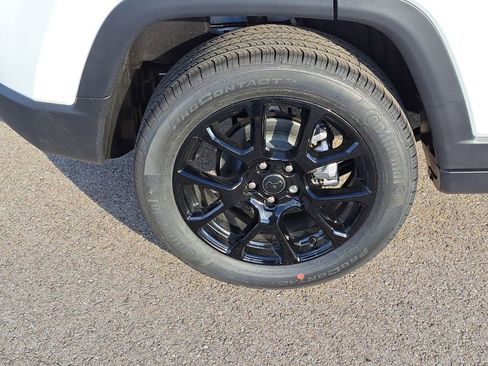 New 2026 Jeep Compass Latitude AWD/4WD image 5