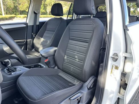 Certified 2024 Volkswagen Tiguan S image 11