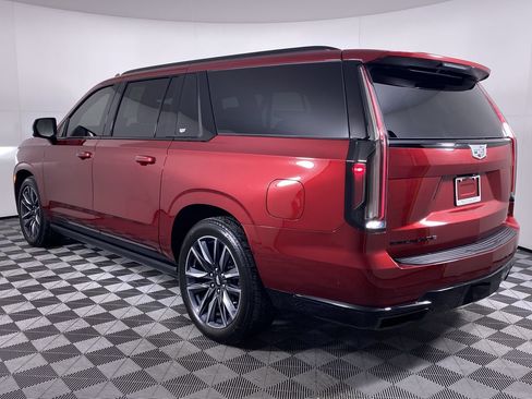 Certified 2024 Cadillac Escalade ESV Sport Platinum image 21