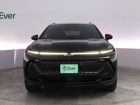 Used 2024 Chevrolet Equinox EV RS FWD image 12