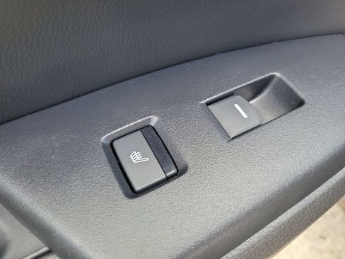 Used 2019 Honda CR-V Touring image 11