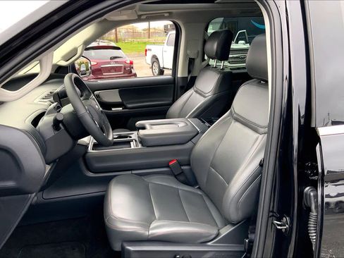 Certified 2025 Ford Expedition Max Active image 8