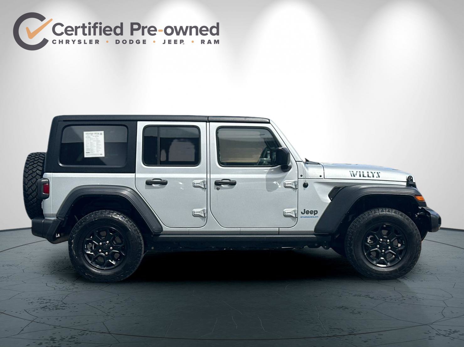 Used 2023 Jeep Wrangler Unlimited AWD/4WD image 3