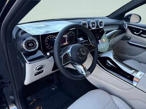 Certified 2026 Mercedes-Benz GLC 300 image 26