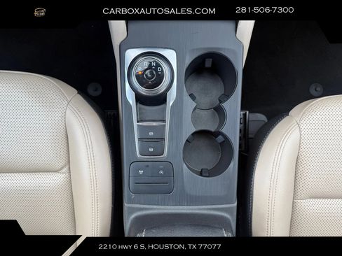 Used 2021 Ford Escape SEL w/ Technology Package AWD/4WD image 13