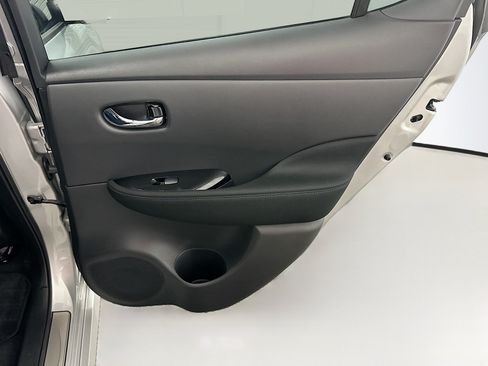 Used 2025 Nissan Leaf SV Plus FWD image 31