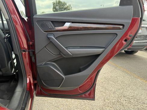 Used 2019 Audi Q5 2.0T Premium image 21