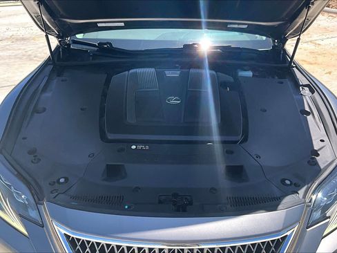 Used 2018 Lexus LS 500 w/ Luxury Package RWD image 29