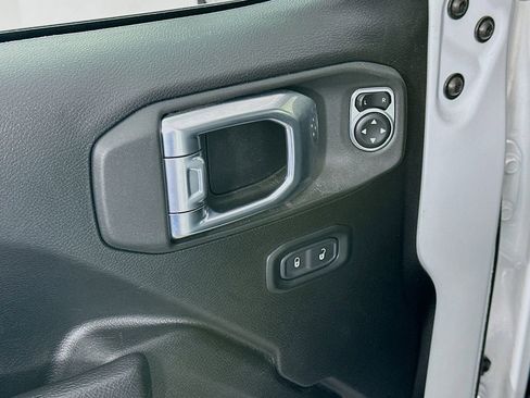 Certified 2025 Jeep Gladiator Mojave w/ Steel Bumper Group image 27