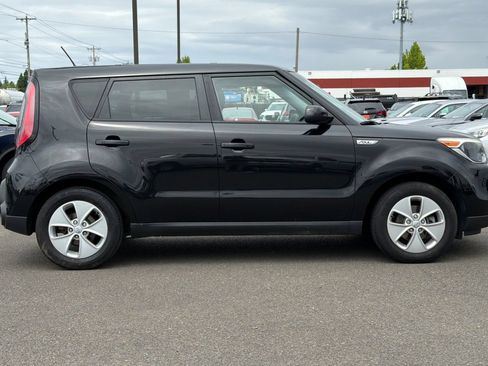 Used 2015 Kia Soul FWD image 3
