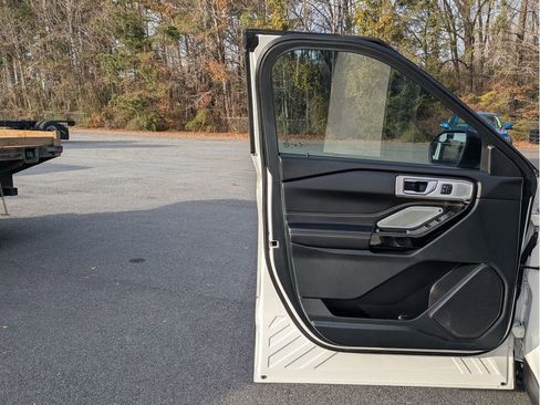 Certified 2021 Ford Explorer ST w/ Equipment Group 401A image 13