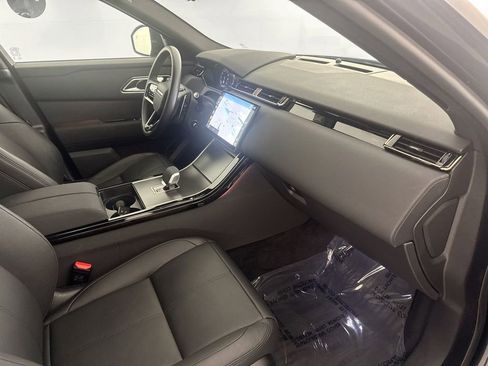 Used 2026 Land Rover Range Rover Velar S AWD/4WD image 29
