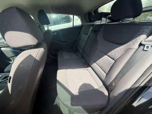 Used 2017 Hyundai Ioniq SEL FWD image 6